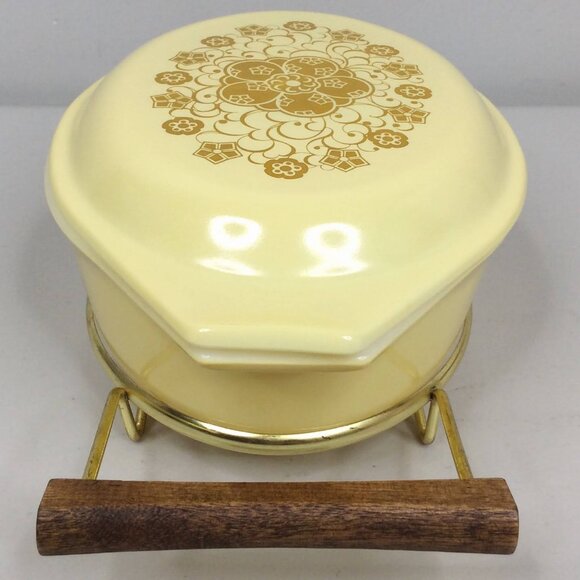 Vintage Pyrex 043 Kim Chee 1.5 QT Oval Casserole Dish with Lid Metal Wood Cradle - Picture 2 of 15